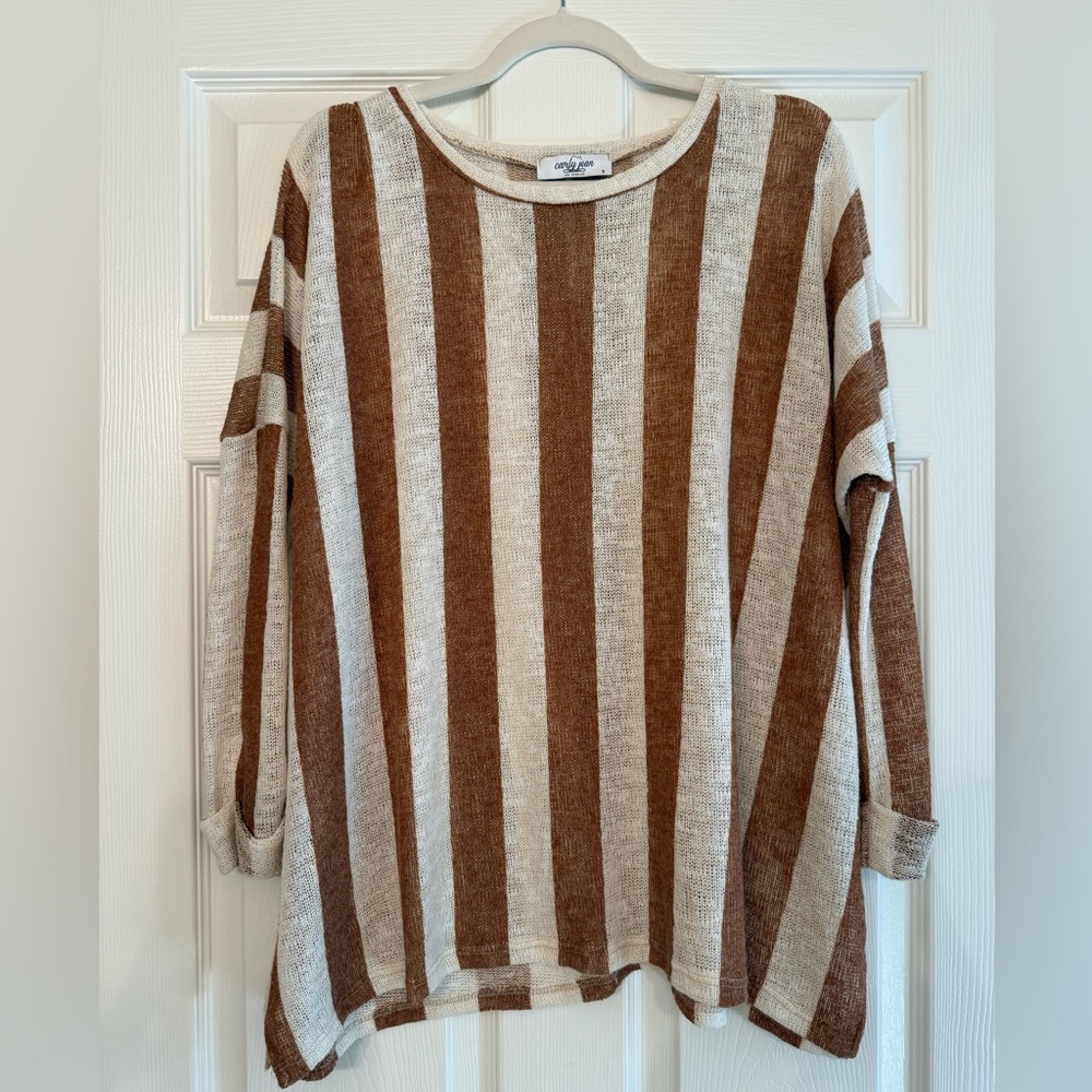 Carly Jean Los Angeles Knit Top